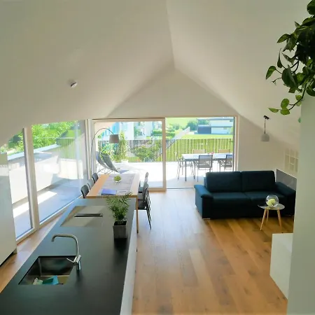Daire Penthouse 37th Heaven Lochau